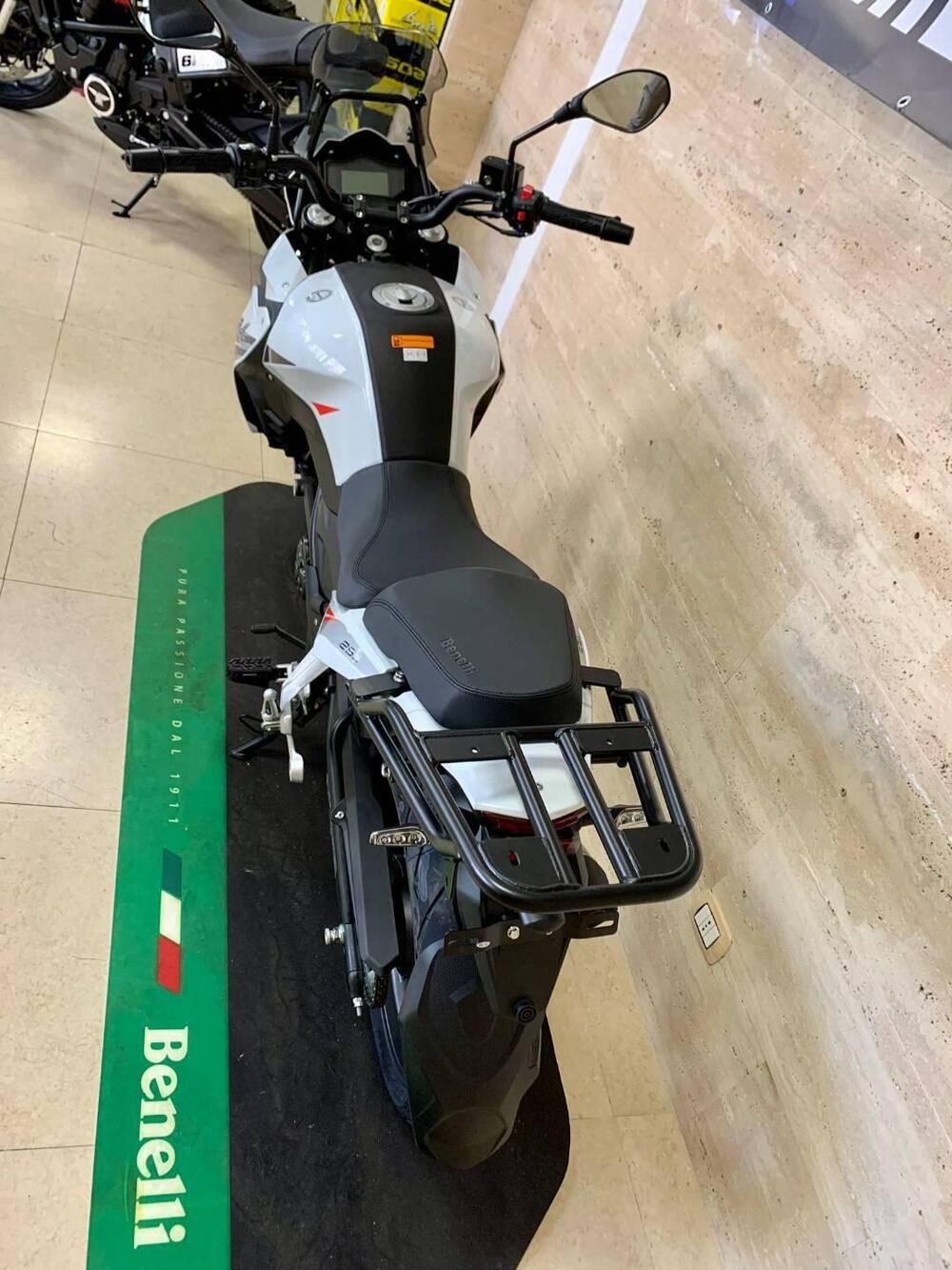 Benelli TRK 251 (2022 - 25) (5)
