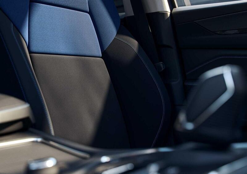 Lynk & Co 01 (2021-->>) (25)