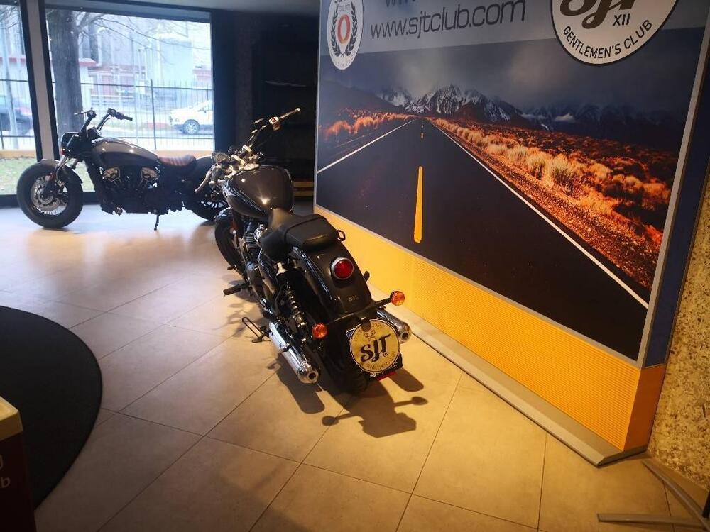 Royal Enfield Super Meteor 650 (2023 - 26) (8)