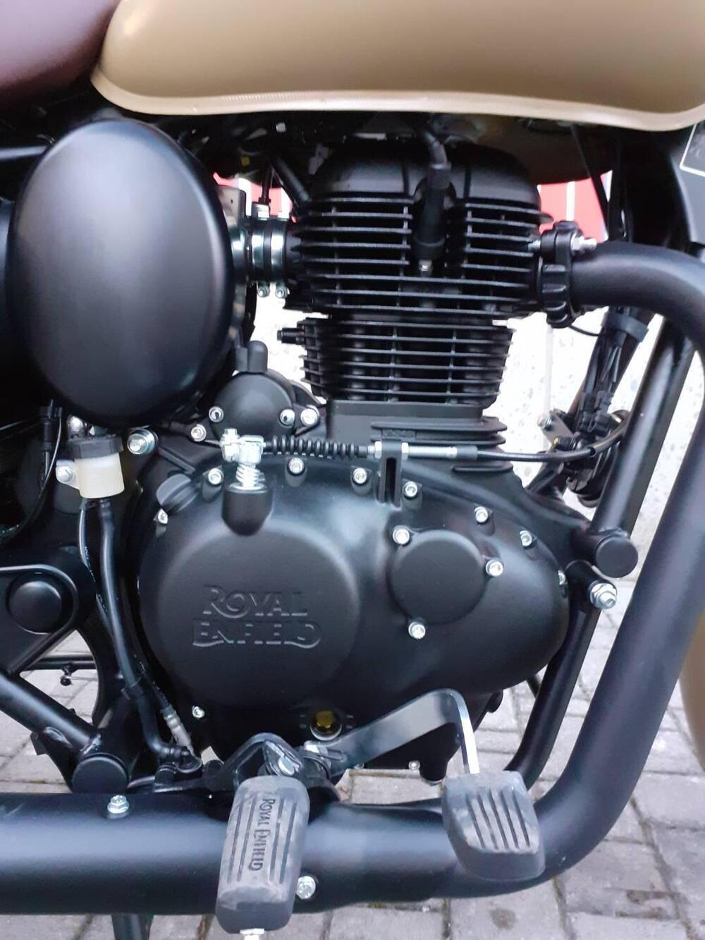 Royal Enfield Classic 350 (2021 - 25) (3)