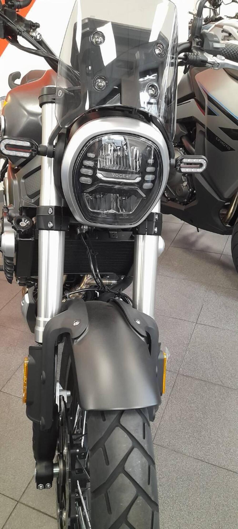 Voge Trofeo 525ACX Scrambler (2023 - 25) (4)
