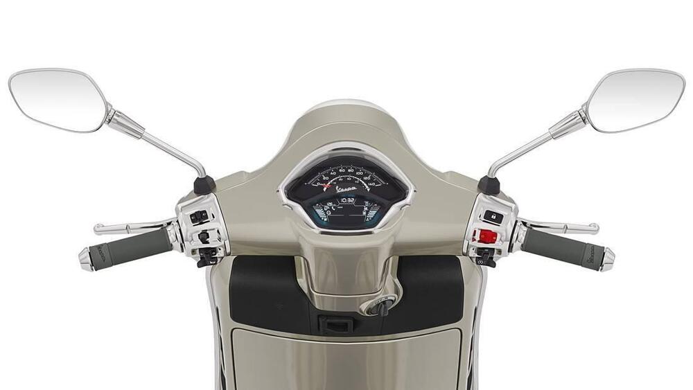 Vespa GTS 300 (2023 - 24) (3)