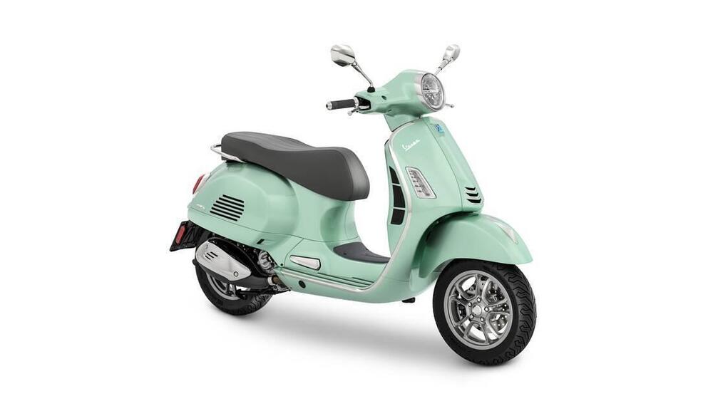 Vespa GTS 300 (2023 - 24) (4)