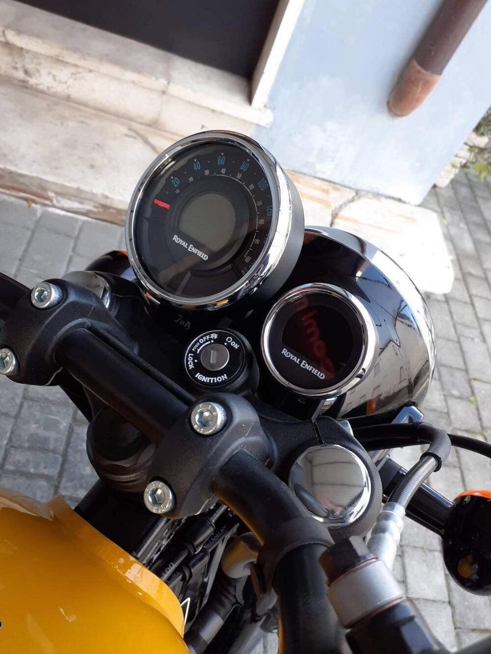 Royal Enfield Meteor 350 Fireball (2021 - 25) (3)