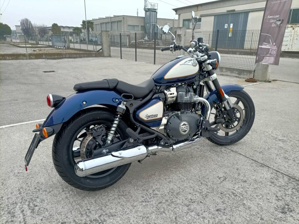 Royal Enfield Super Meteor 650 (2023 - 26) (5)