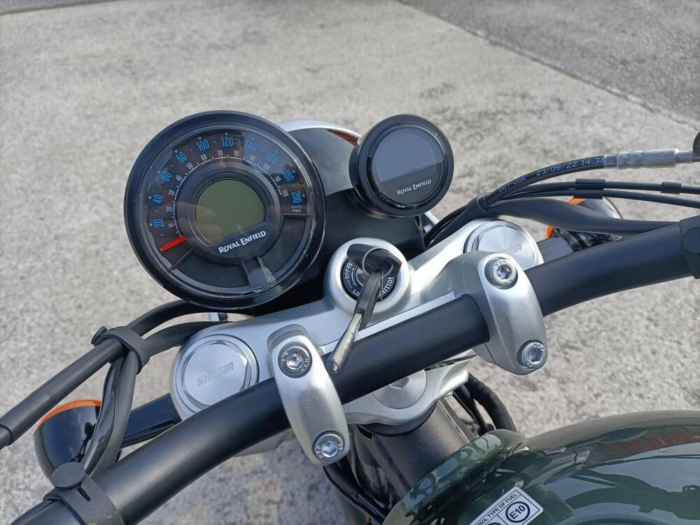 Royal Enfield Super Meteor 650 (2023 - 26) (2)