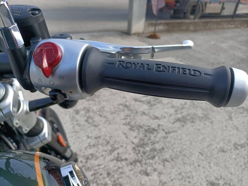 Royal Enfield Super Meteor 650 (2023 - 26) (3)