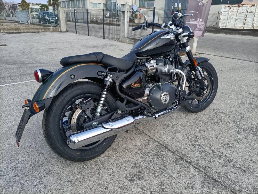 Royal Enfield Super Meteor 650 (2023 - 26) (4)