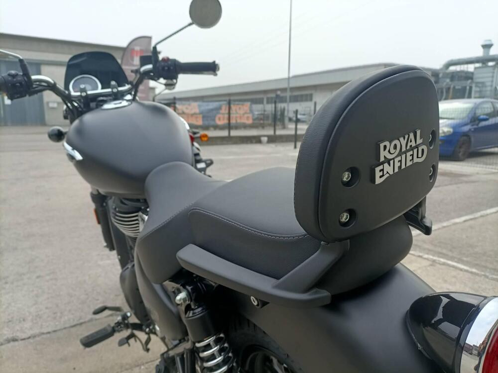 Royal Enfield Meteor 350 (2021 - 26) (2)
