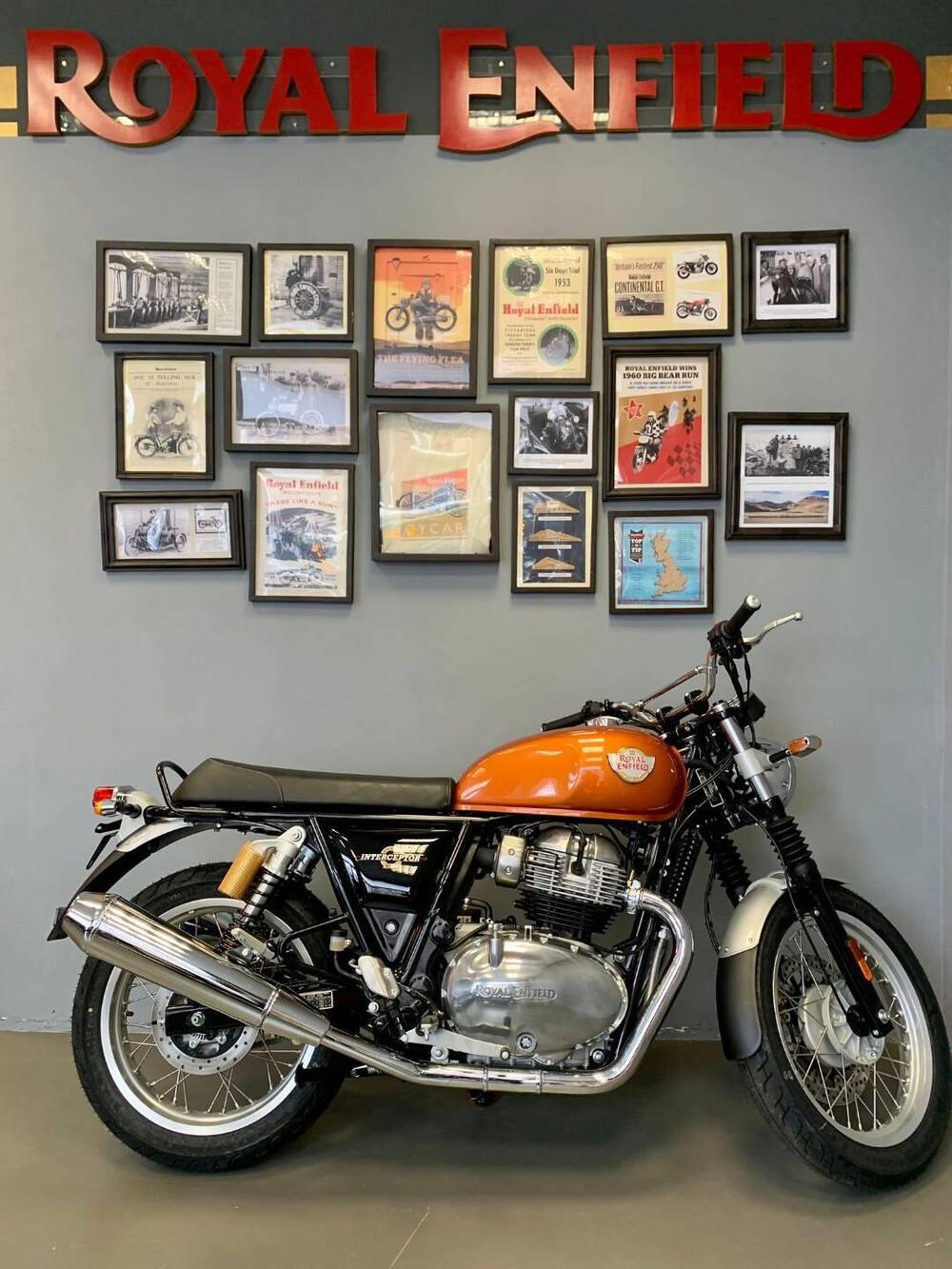 Royal Enfield Interceptor 650 (2021 - 26) (2)