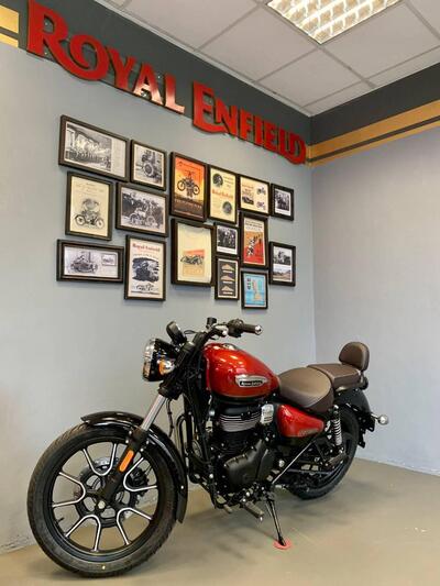 Royal Enfield Meteor 350 Supernova (2021 - 25) nuova