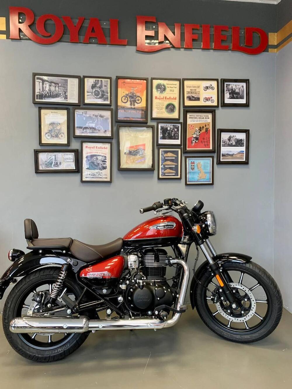 Royal Enfield Meteor 350 (2021 - 26) (3)