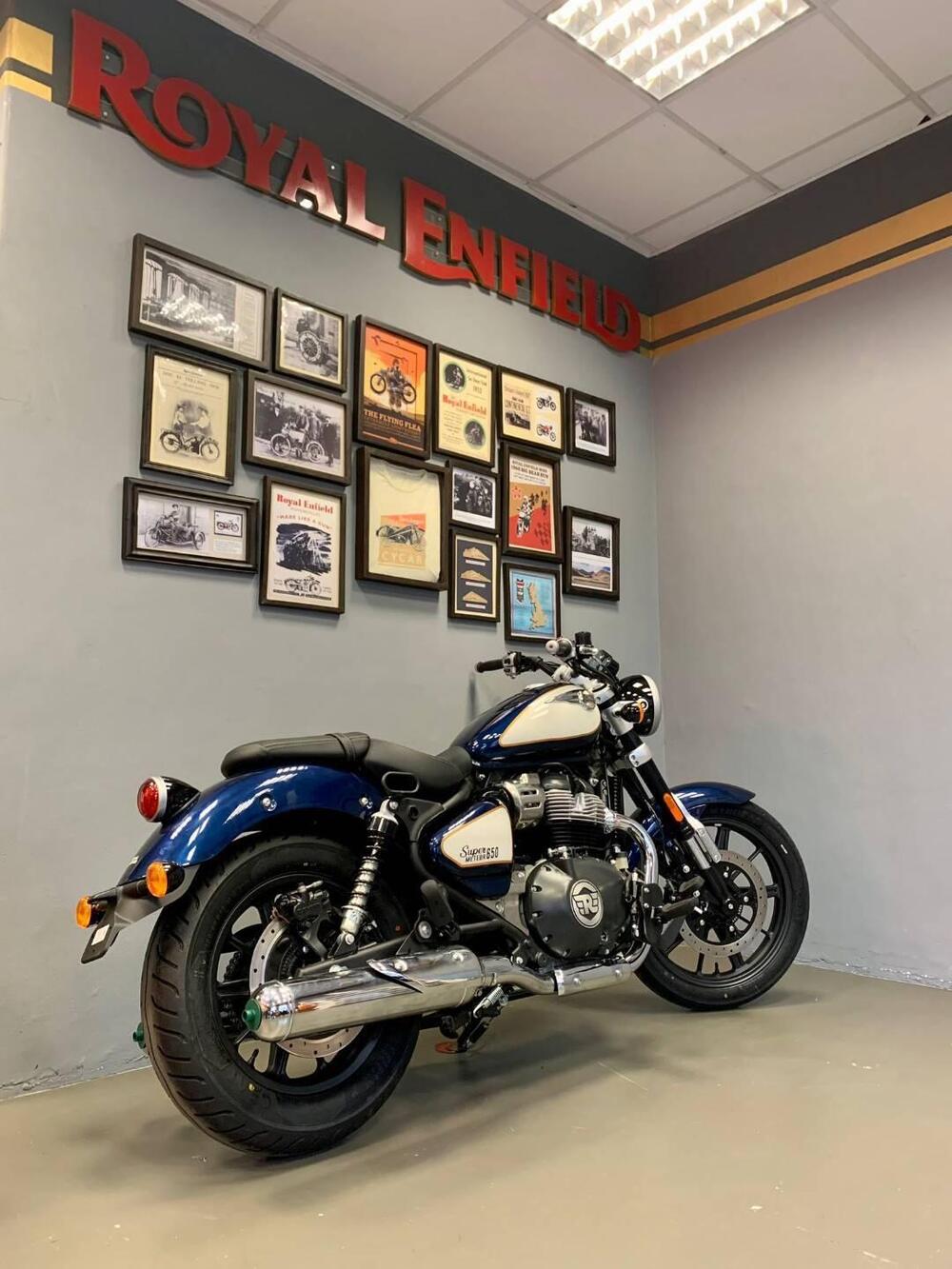 Royal Enfield Super Meteor 650 (2023 - 26) (5)