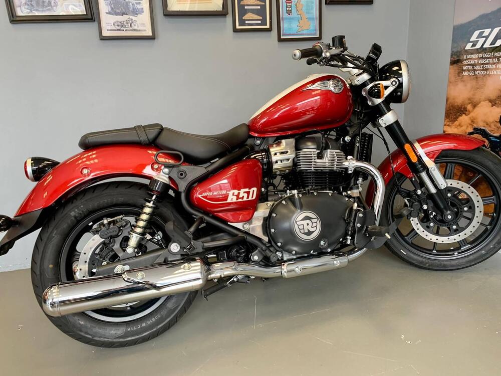 Royal Enfield Super Meteor 650 (2023 - 26) (4)