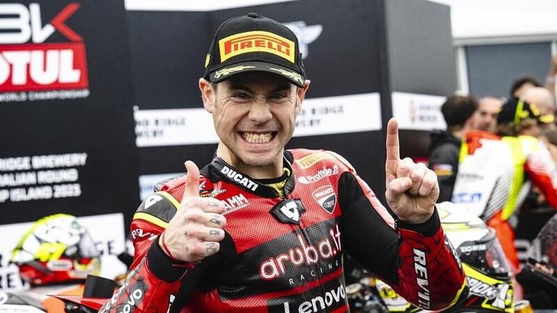 SBK 2023. GP di Australia. Alvaro Bautista piega Jonathan Rea nella Gara 1 bagnata di Phillip Island [GALLERY e RISULTATI]