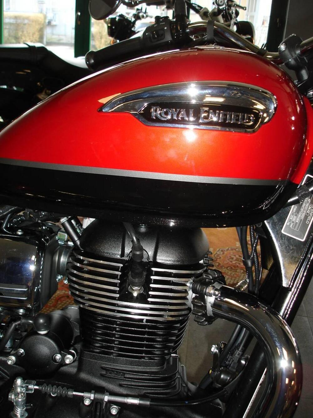 Royal Enfield Meteor 350 (2021 - 26) (2)