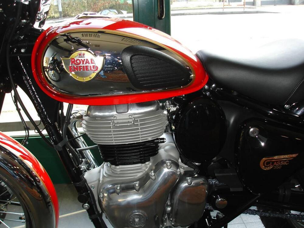 Royal Enfield Classic 350 (2021 - 25) (2)