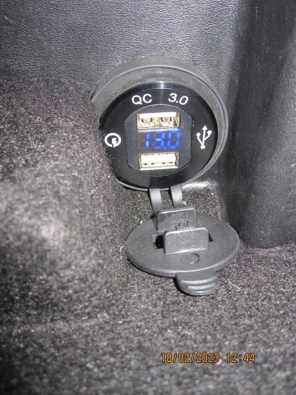 Kymco Xciting 300i R (2007 - 14) (13)