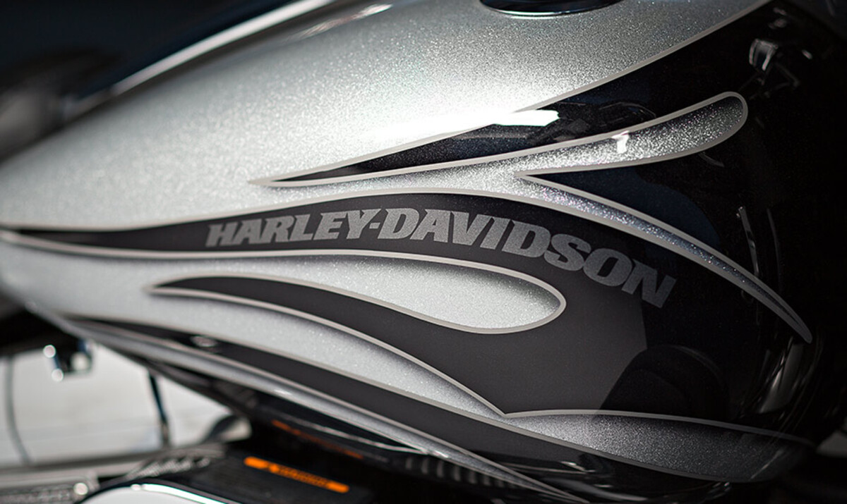 Harley-Davidson 1800 Street Glide (2014 - 15) - FLHXSE