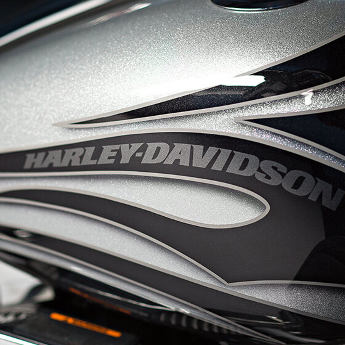 Harley-Davidson 1800 Street Glide (2014 - 15) - FLHXSE