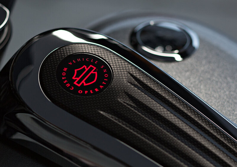 Harley-Davidson CVO - Custom Vehicle Operations 1800 Street Glide (2014 - 15) - FLHXSE (3)