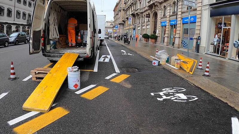 Fino a 10.000 bici al giorno usano la &quot;ciclabile della discordia&quot; a Milano