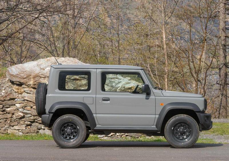 Suzuki Jimny (2018-->>) (3)