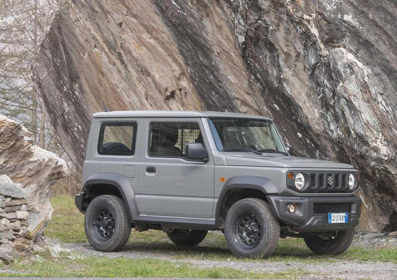 Suzuki Jimny (2018-->>) (2)