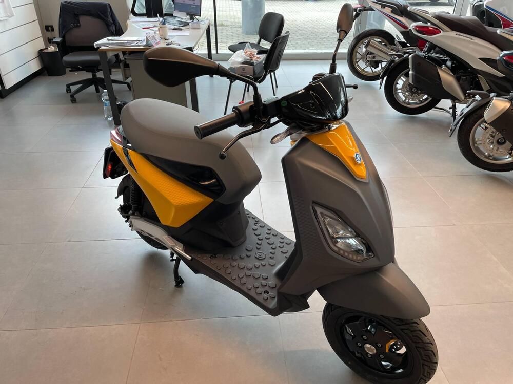 Piaggio 1 Active PMP (2022 - 23) (3)