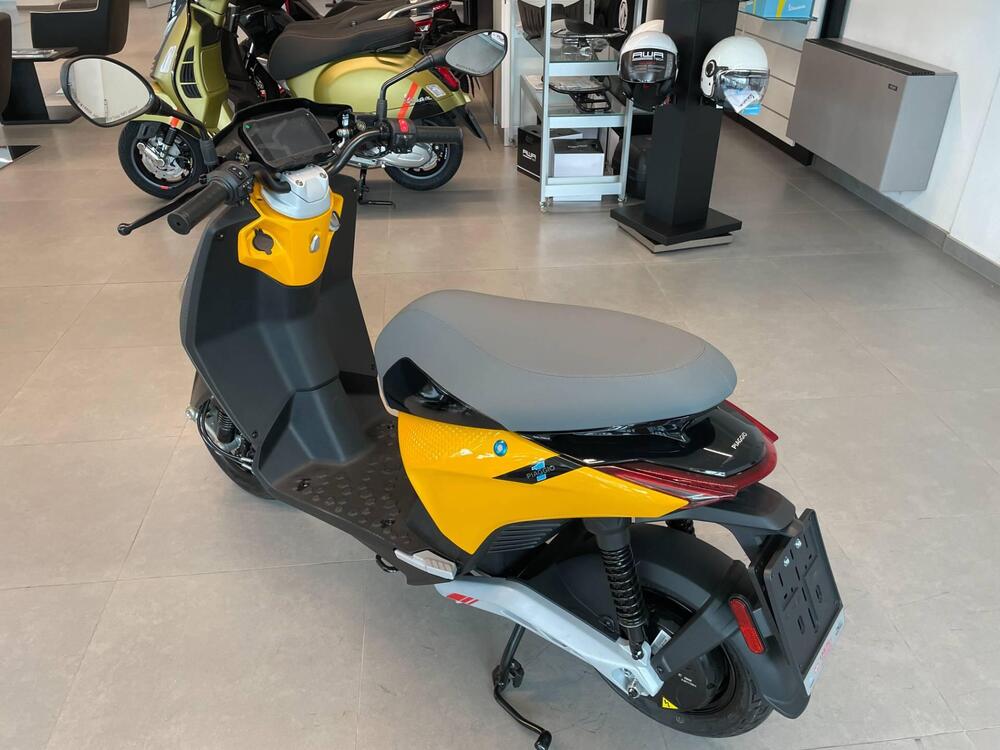 Piaggio 1 Active PMP (2022 - 23) (7)