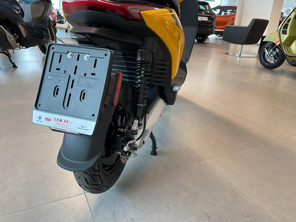 Piaggio 1 Active PMP (2022 - 23) (14)