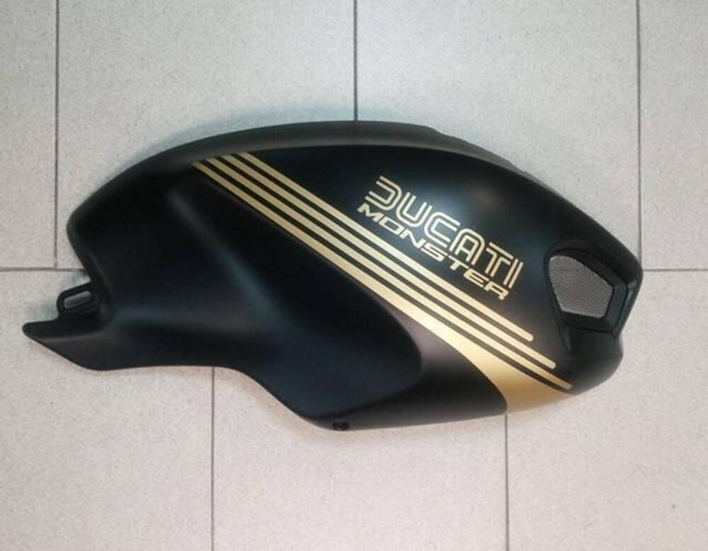 Cover serbatoio dx Monster Ducati (2)