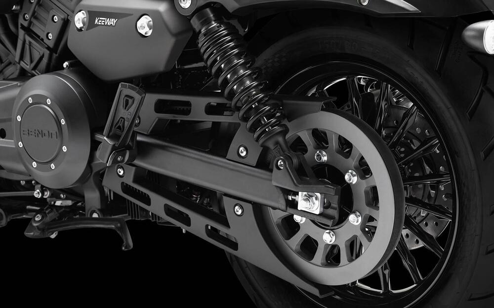 Keeway Motor V302 C (2022 - 25) (6)