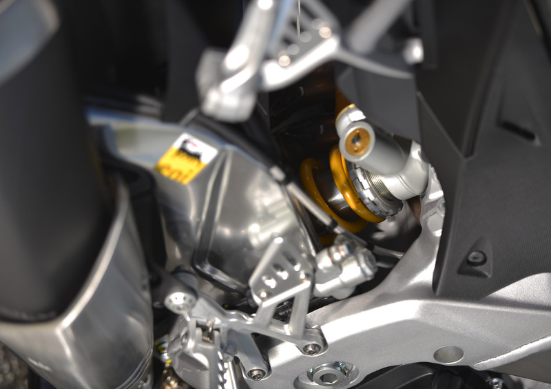 Aprilia RSV4 RSV4 RR APRC ABS (2011 - 15) (16)