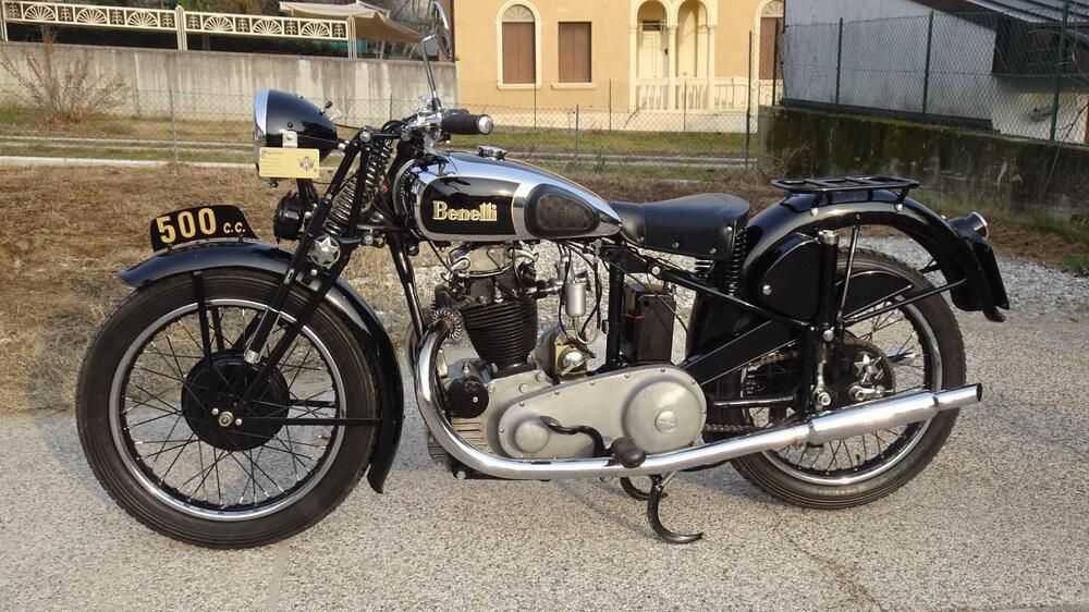 Benelli 500 Quattro-LS (2)