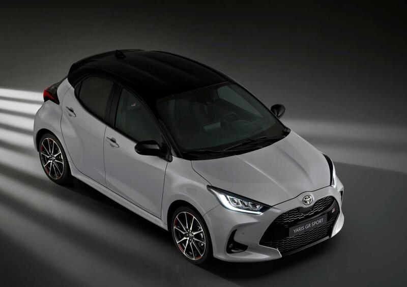 Toyota Yaris GR Sport (2021-->>) (6)