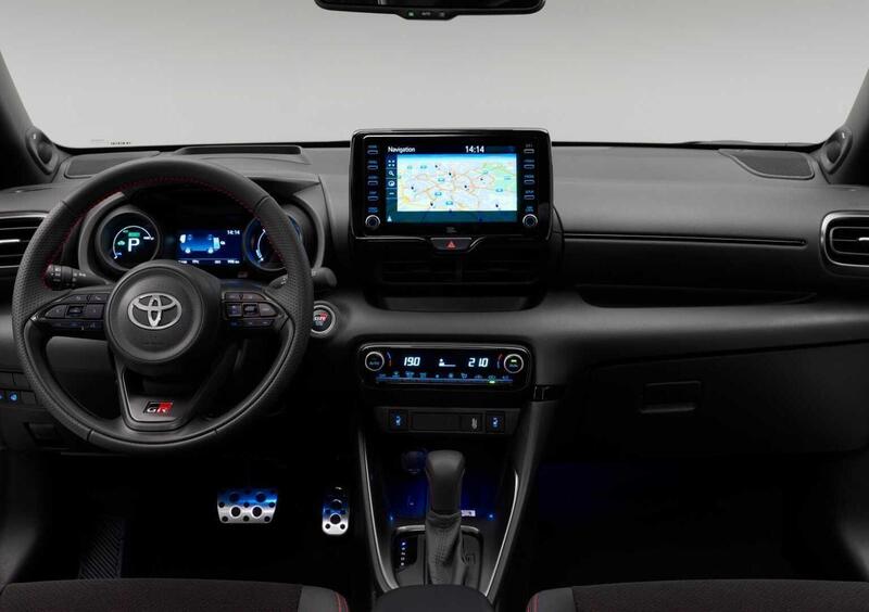 Toyota Yaris GR Sport (2021-->>) (7)