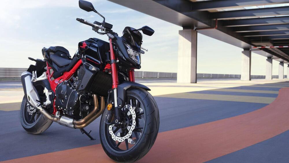 Honda CB 750 Hornet (2023 - 24) (8)