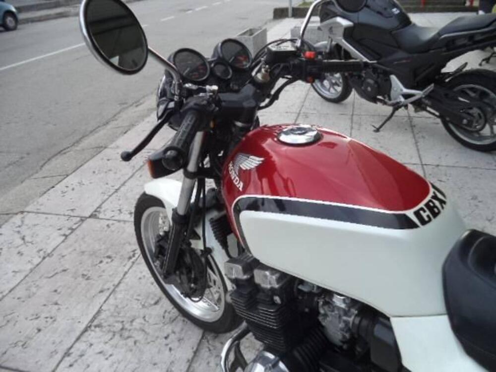 Honda CBX 550 F (7)