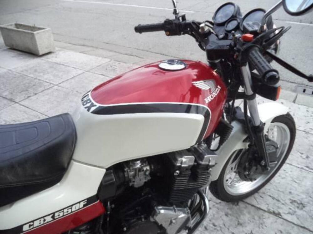 Honda CBX 550 F (8)