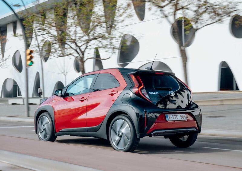 Toyota Aygo X (2022-->>) (7)