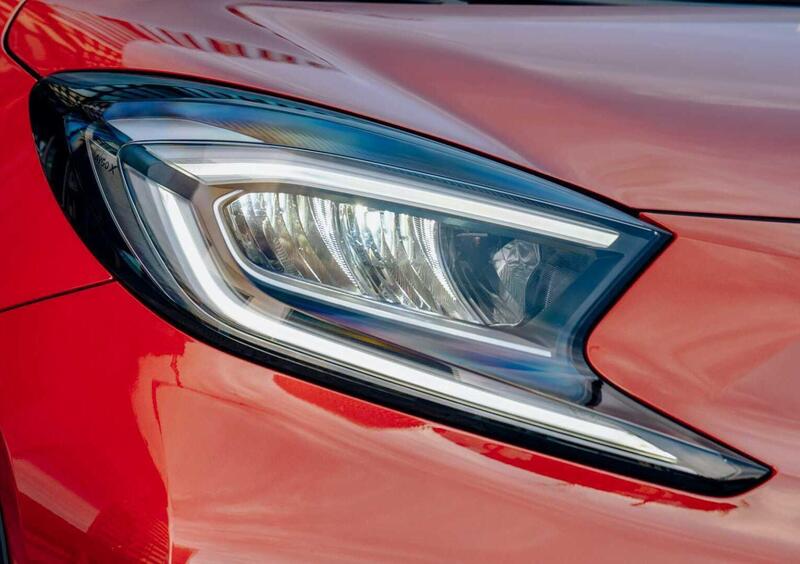 Toyota Aygo X (2022-->>) (17)