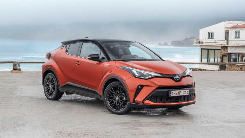 Toyota Toyota C-HR 2.0 Hybrid E-CVT Trend 