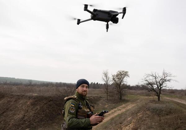Guerra in Ucraina: chi c&rsquo;&egrave; dietro gli attacchi con i droni in Russia? E cosa succeder&agrave; ora?