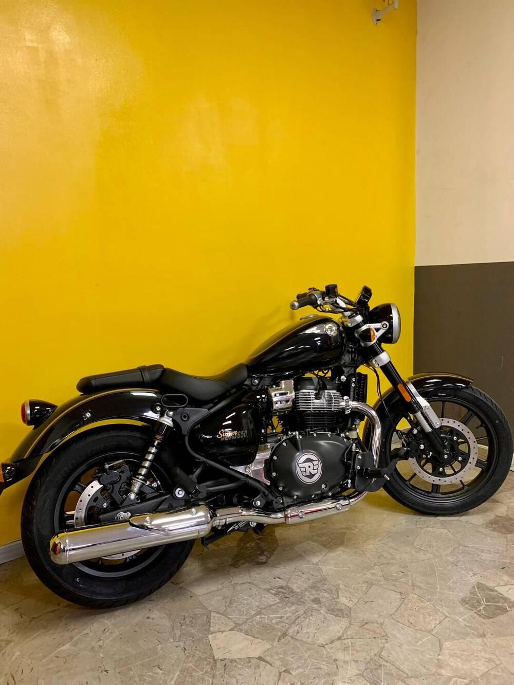 Royal Enfield Super Meteor 650 (2023 - 25) (4)