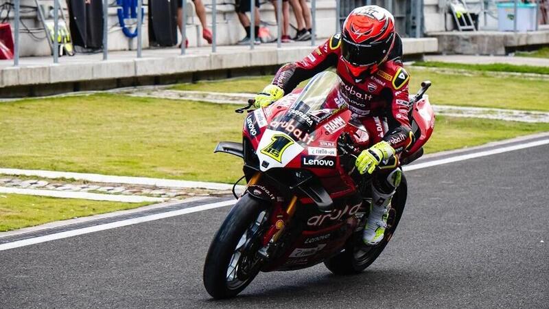 SBK 2023. GP di Indonesia. Alvaro Bautista: &quot;Ho toccato la leva del cambio e sono caduto&quot;