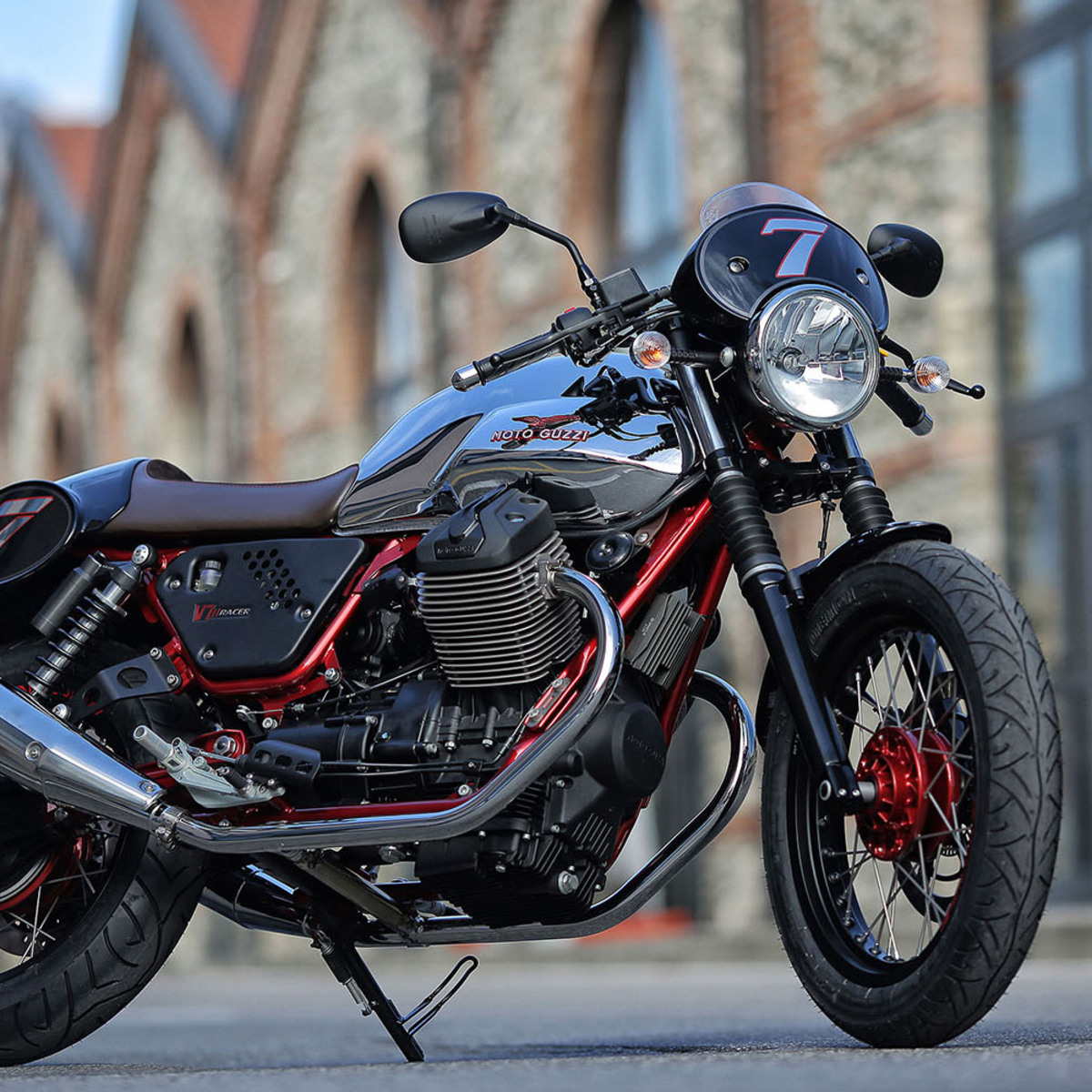 Moto Guzzi V7 II Racer (2015 - 17)