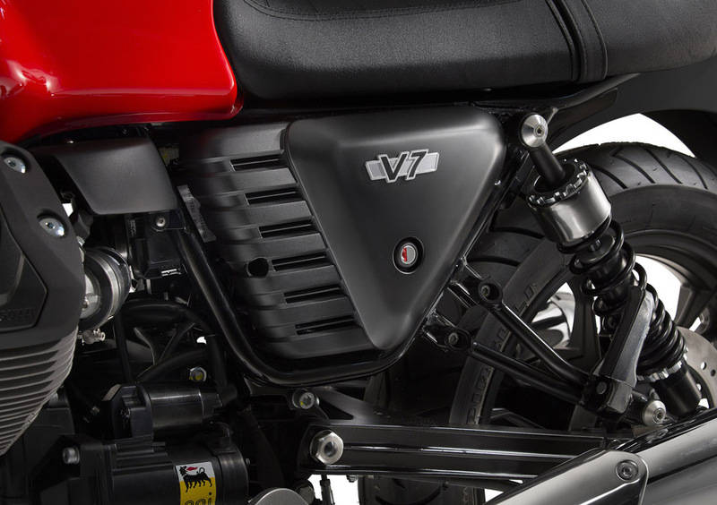 Moto Guzzi V7 V7 Stone (2012 - 15) (6)