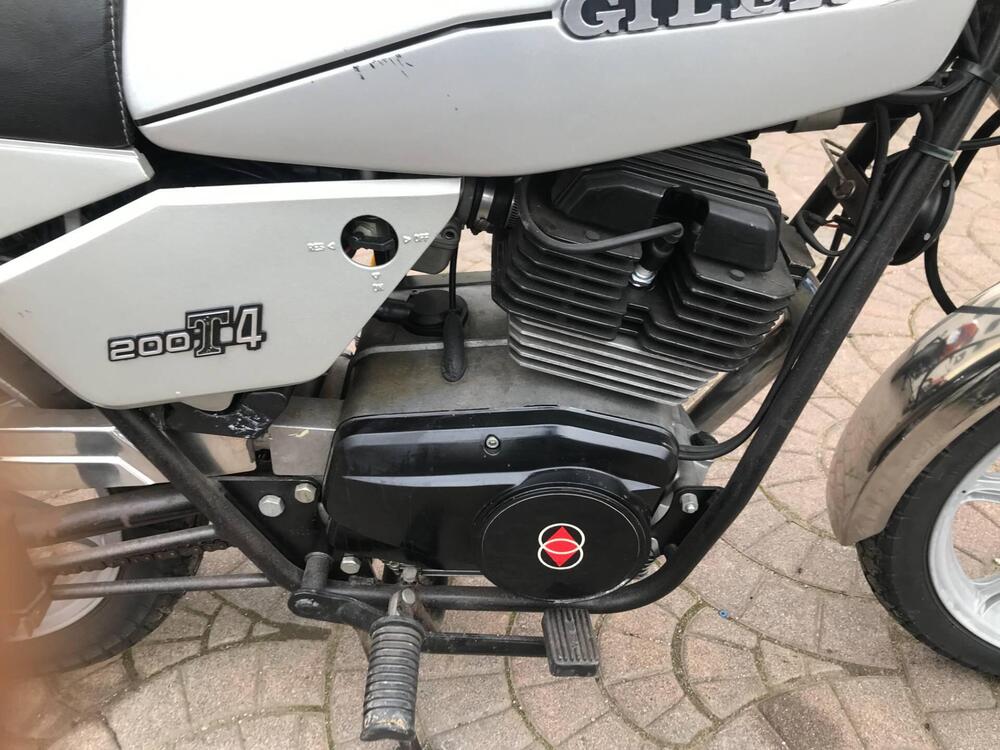Gilera 200 t 4  (8)