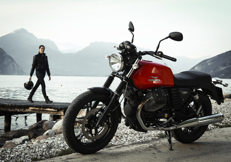 Moto Guzzi V7 V7 Stone (2012 - 15) (8)